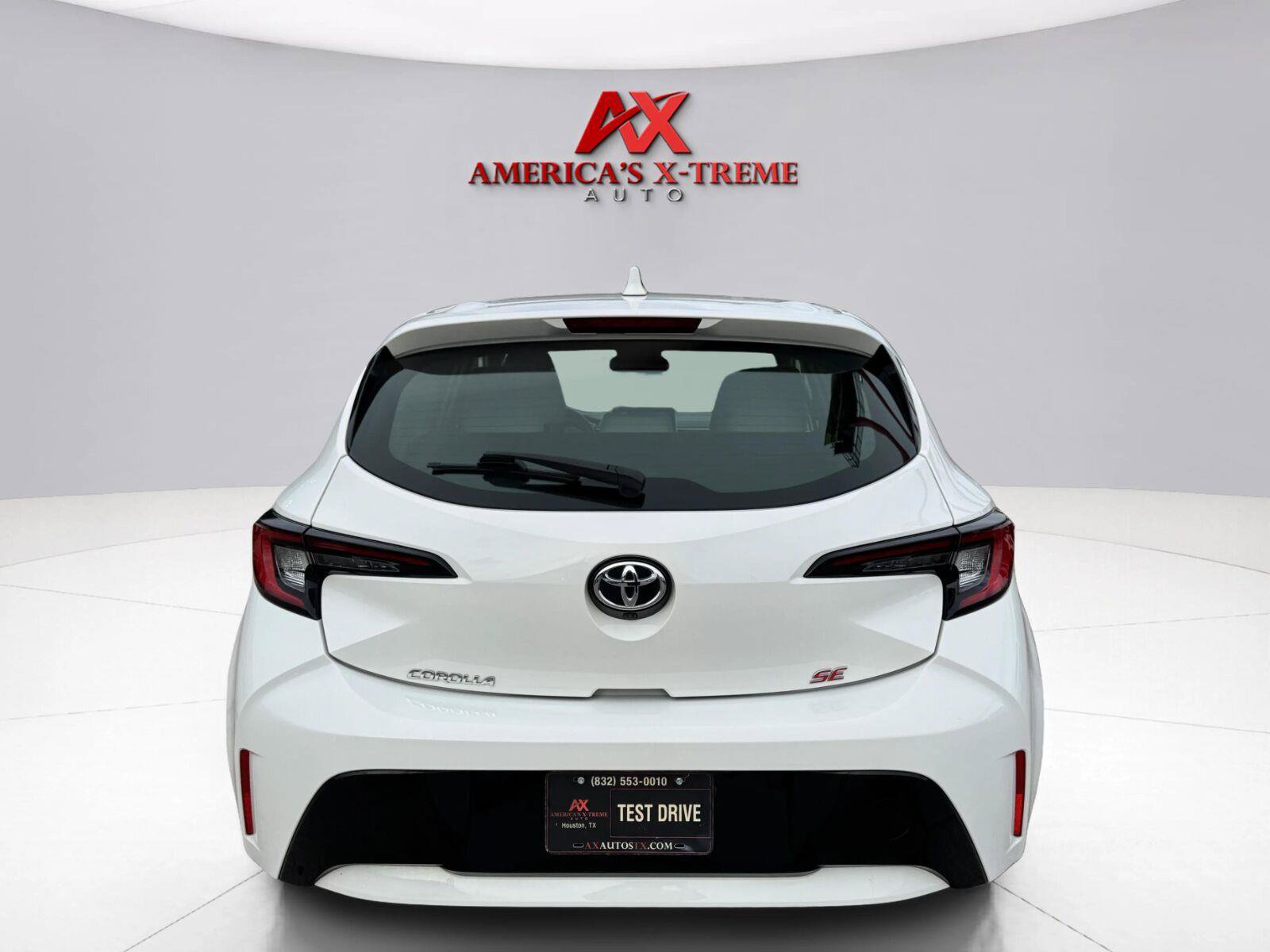Used 2024 Toyota Corolla SE FWD image 4