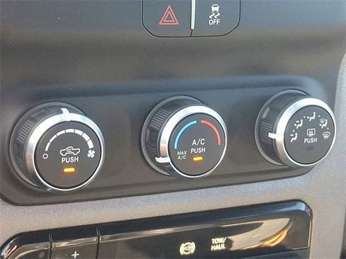 Used 2023 RAM 3500 Tradesman w/ Chrome Appearance Group image 15