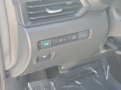 Certified 2025 Nissan Sentra S w/ Trunk Package image 24