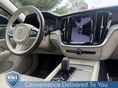 Certified 2024 Volvo S60 B5 Plus w/ Climate Package AWD/4WD image 31