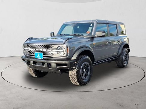 Used 2023 Ford Bronco Badlands AWD/4WD image 1