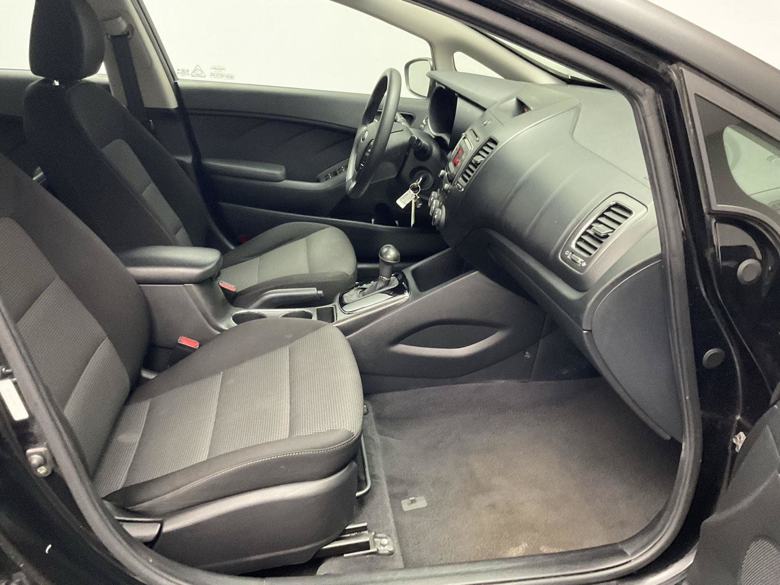 Used 2017 Kia Forte LX FWD image 21