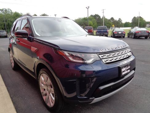 Used 2018 Land Rover Discovery HSE AWD/4WD image 4
