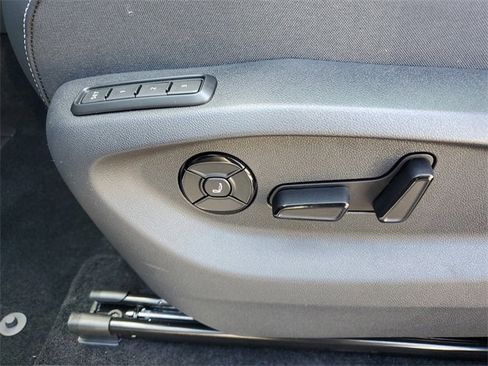 New 2026 Volkswagen Tiguan SEL R-Line image 21