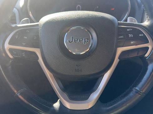 Used 2014 Jeep Grand Cherokee Laredo AWD/4WD image 15