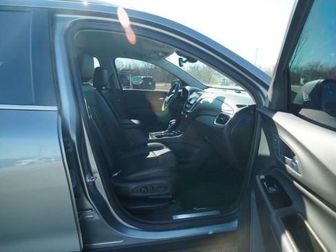 Used 2024 Chevrolet Equinox Premier image 20