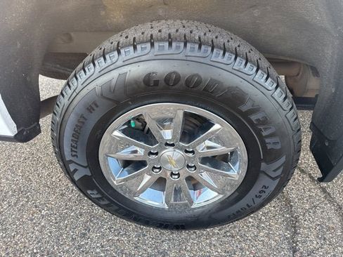 Used 2020 Chevrolet Silverado 1500 LT w/ Convenience Package image 14