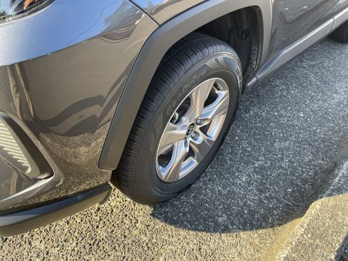 Certified 2025 Toyota RAV4 XLE AWD/4WD image 8