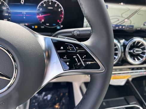 New 2025 Mercedes-Benz GLA 250 4MATIC image 21