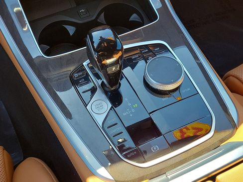 Used 2023 BMW X5 xDrive40i w/ Premium Package image 27