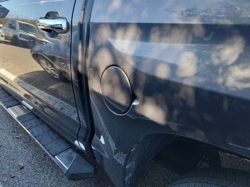 Used 2019 Toyota Tundra Limited image 24