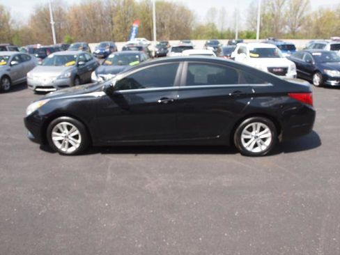 Used 2013 Hyundai Sonata GLS w/ Popular Equipment Pkg FWD image 3