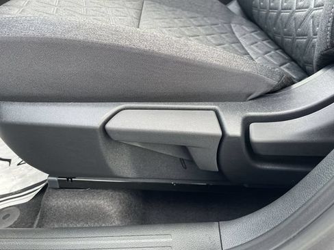 Certified 2026 Nissan Kicks SV FWD image 16