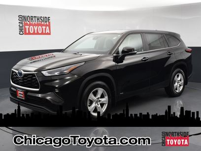 Used 2023 Toyota Highlander LE