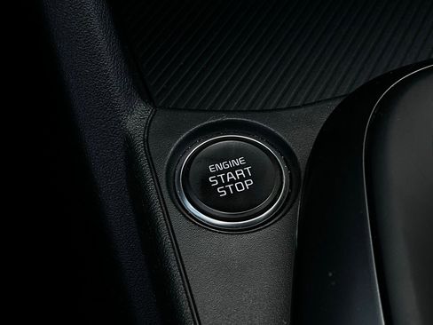 Used 2025 Kia K4 LXS image 25