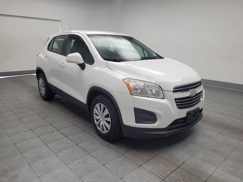 Used 2016 Chevrolet Trax LS FWD image 13