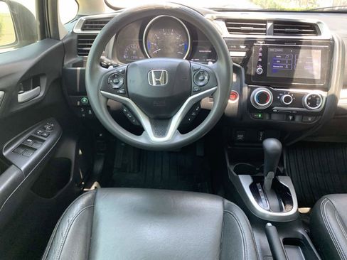 Used 2018 Honda Fit EX image 27
