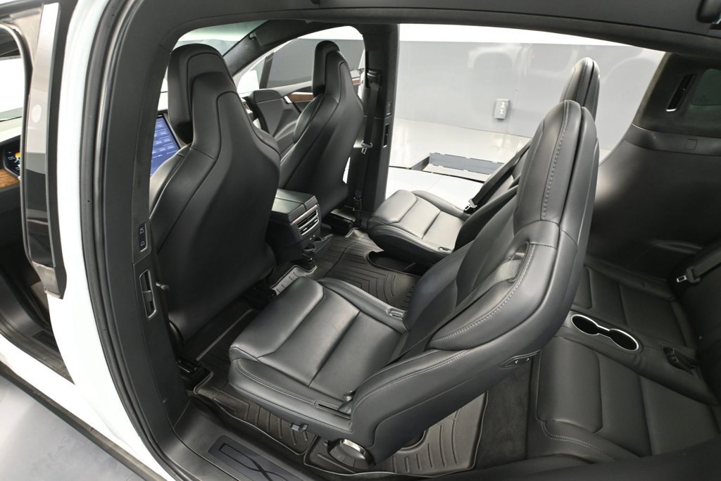 Used 2018 Tesla Model X 100D AWD/4WD image 26