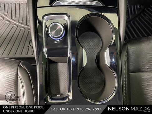 Used 2024 Buick Envision Preferred image 31