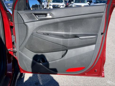 Used 2019 Hyundai Tucson SE image 22