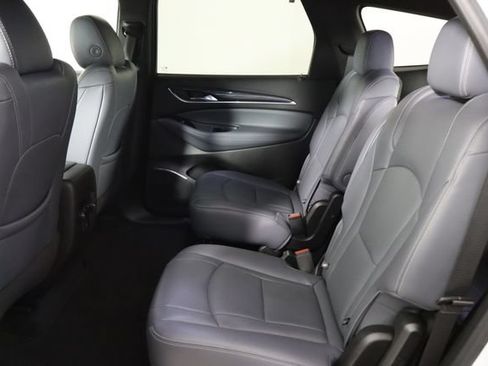 Used 2023 Buick Enclave Essence w/ Trailering Package, 5000 lbs. FWD image 16