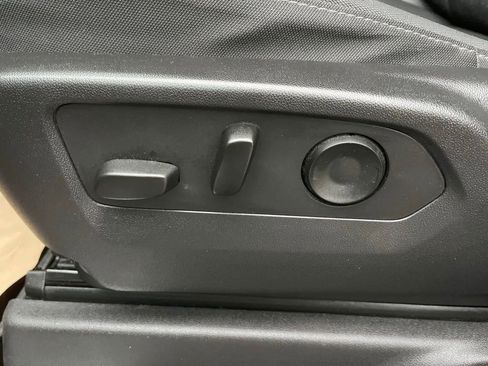 Used 2023 Chevrolet Silverado 1500 RST image 12