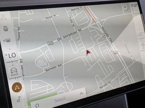 New 2025 Land Rover Range Rover SE image 14