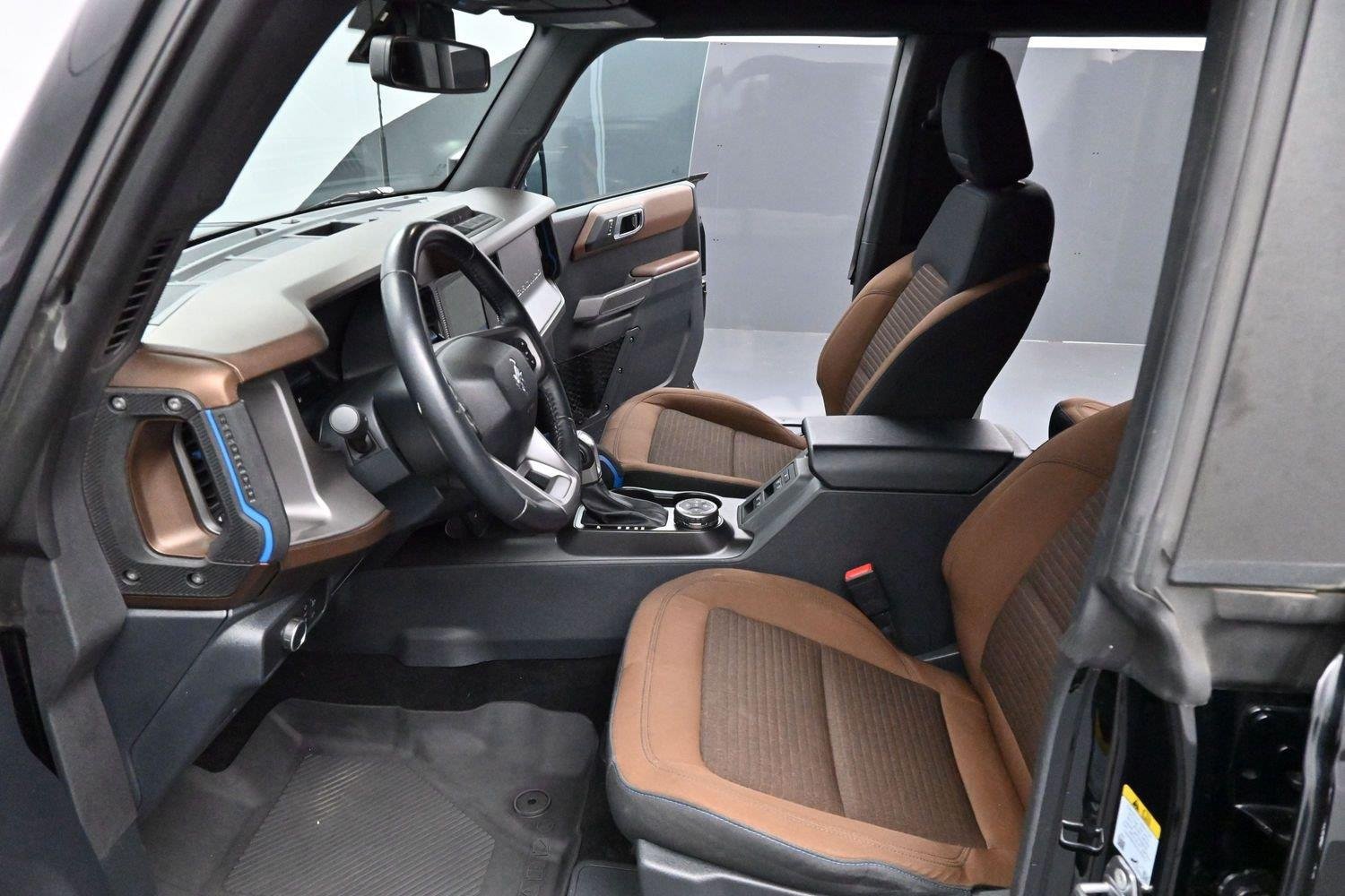 Used 2022 Ford Bronco Outer Banks AWD/4WD image 11