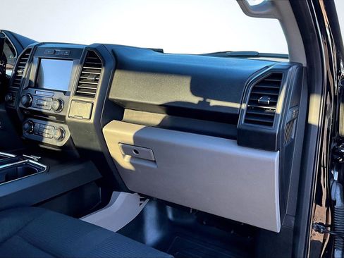 Used 2018 Ford F150 XL w/ Equipment Group 101A Mid image 17