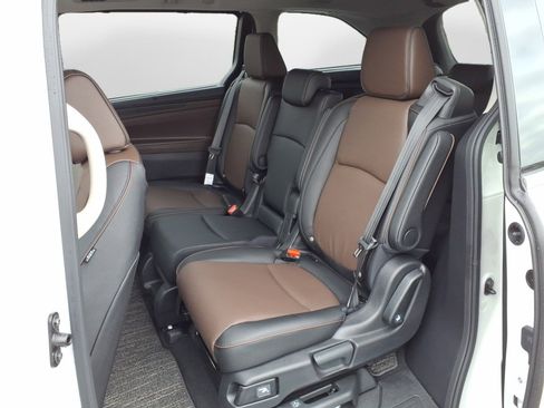 New 2026 Honda Odyssey Elite image 9