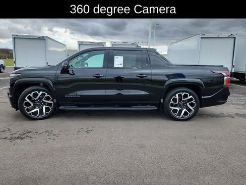 Used 2024 Chevrolet Silverado EV RST image 4