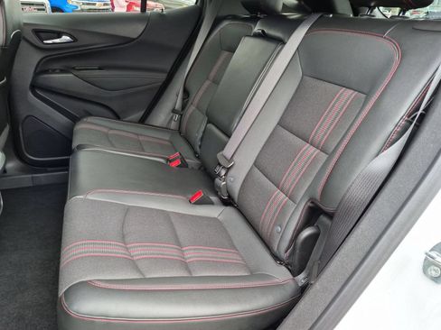 Used 2023 Chevrolet Equinox RS AWD/4WD image 24