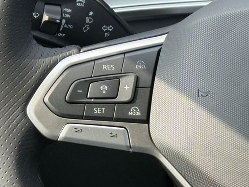 New 2026 Volkswagen Tiguan SE R-Line image 16