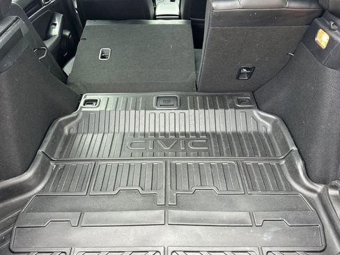 Used 2023 Honda Civic Sport image 15