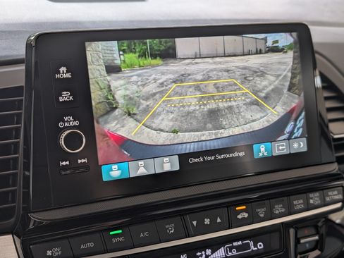 Used 2026 Honda Odyssey Touring image 29