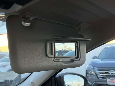 New 2025 Nissan Sentra SV w/ SV Premium Package image 10