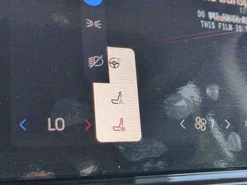 New 2026 Ford Expedition Active image 22