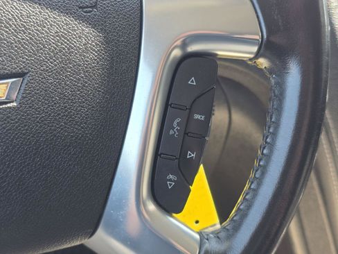 Used 2017 Chevrolet Traverse LT FWD image 12