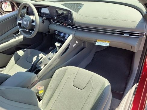 New 2025 Hyundai Elantra Sport image 13