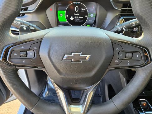 Used 2023 Chevrolet Bolt EUV LT image 22