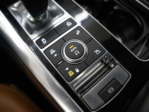 Used 2019 Land Rover Range Rover Sport Supercharged image 22