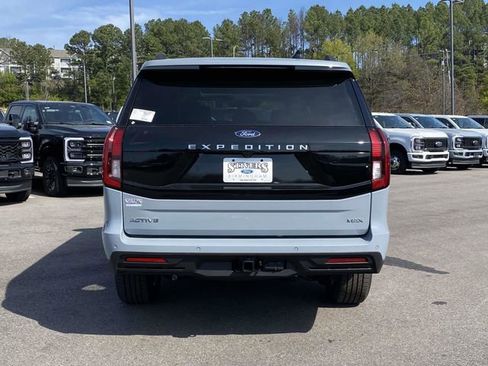 New 2026 Ford Expedition Max Active RWD image 4