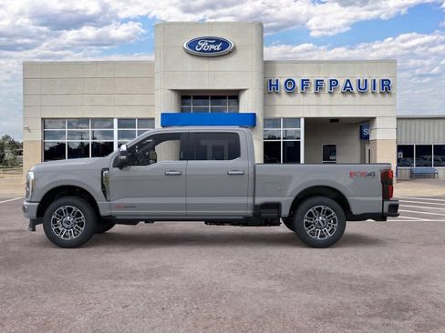 New 2026 Ford F250 Platinum w/ Platinum Plus Package AWD/4WD image 3