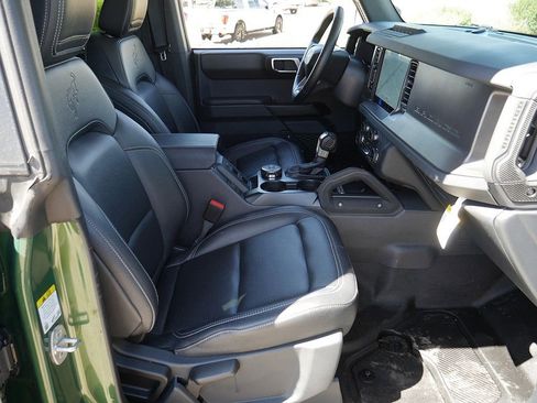 Used 2025 Ford Bronco Badlands AWD/4WD image 56