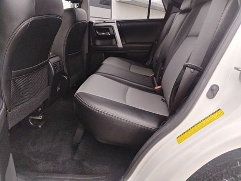 Used 2023 Toyota 4Runner SR5 Premium image 9