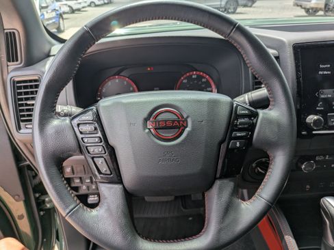 Used 2022 Nissan Frontier PRO-4X w/ Technology Package image 20