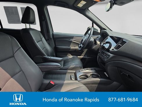 Used 2023 Honda Passport EX-L image 17