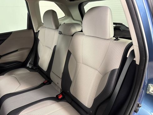 Used 2022 Subaru Forester Premium AWD/4WD image 21