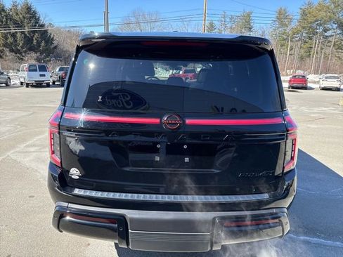 Used 2025 Nissan Armada PRO-4X w/ Pro-4X Premium Package AWD/4WD image 4