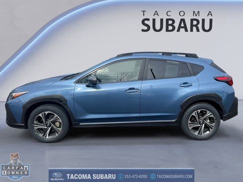Used 2024 Subaru Crosstrek 2.0i Premium image 2